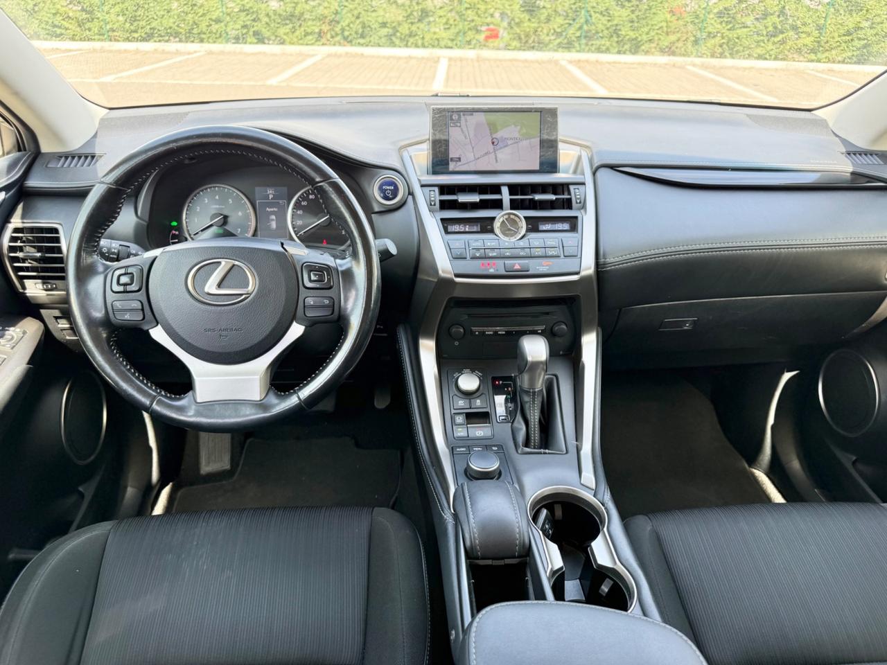 Lexus NX 300h Hybrid 197Cv*4WD*Automatic*Navi*Led*Pdc