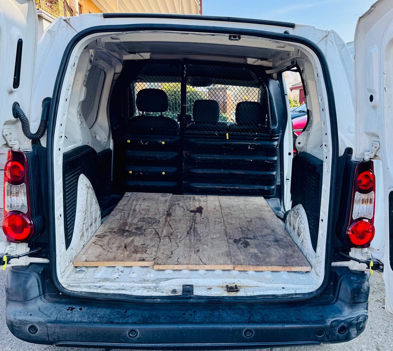 Peugeot Partner Tepee 1.6 HDi Autocarro 3 posti