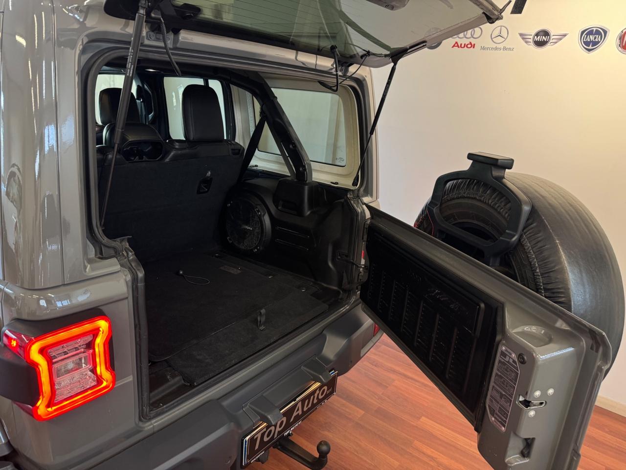 JEEP WRANGLER UNLIMITED 2.2 MJT II 200 CV SAHARA