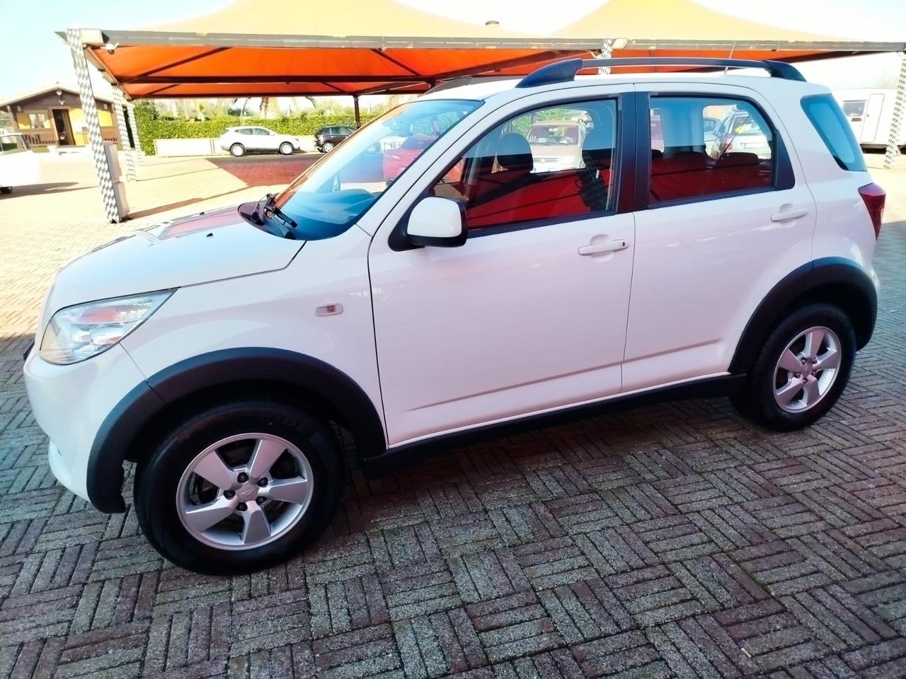 Daihatsu Terios 1.5 4WD CON GPL DI SERIE