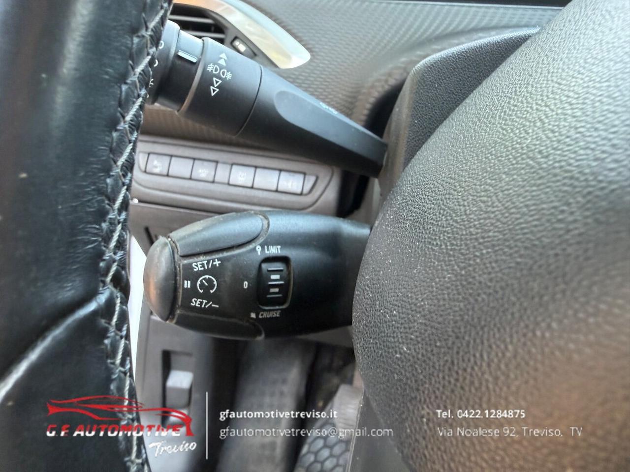 Peugeot 2008 2008 1.6 e-hdi 8v Urban Cross s&s 92cv