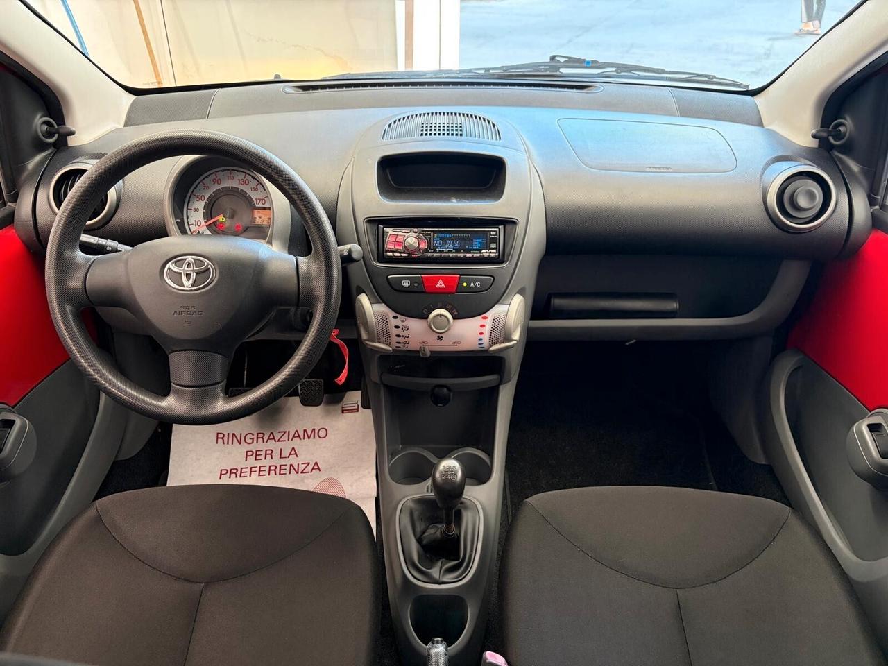 Toyota Aygo 1.0 Now 68Cv 12 MESI DI GARANZIA