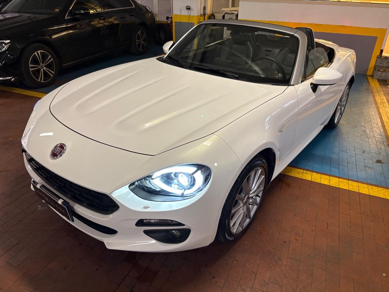 Fiat 124 Spider 1.4 MultiAir AT6 Lusso