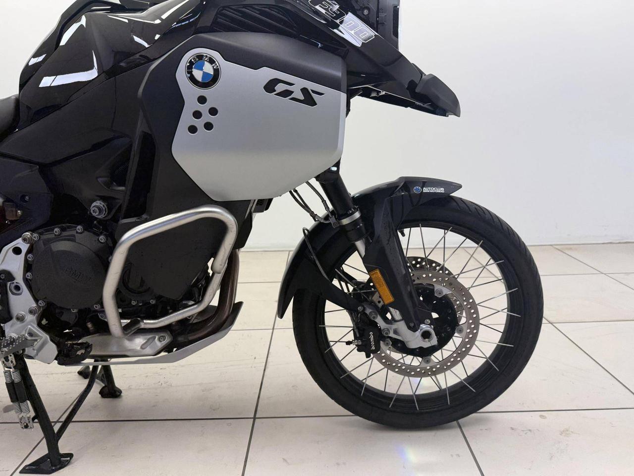 BMW F 900 GS Adventure Ride Pro