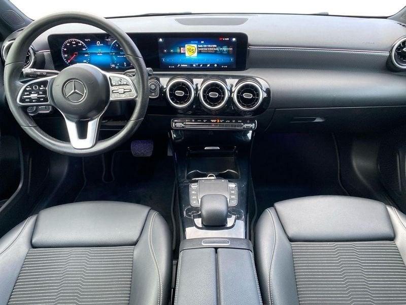 Mercedes-Benz Classe A A 200 d Sport Night edition auto