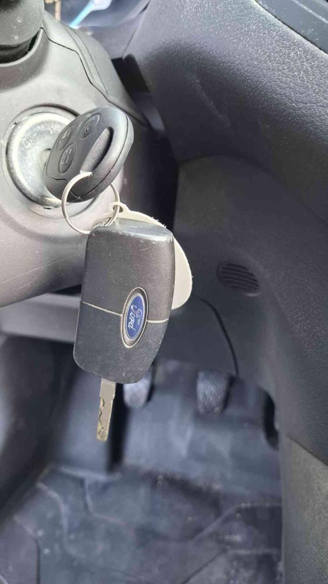 FORD Transit Courier 1.0 EcoBoost benzina