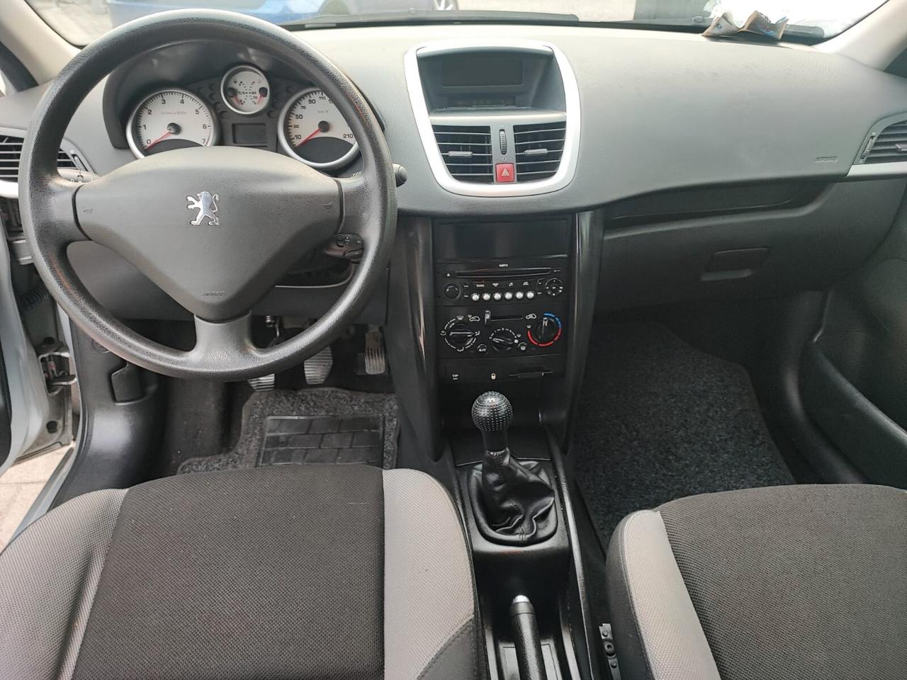 Peugeot 207 1.4 8V 75CV SW Uni-pro