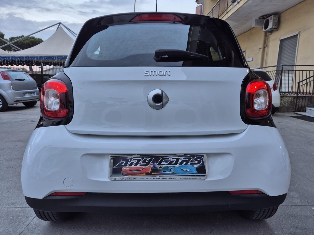 Smart ForFour 1.0 benz 70cv 2019 x neopatentati