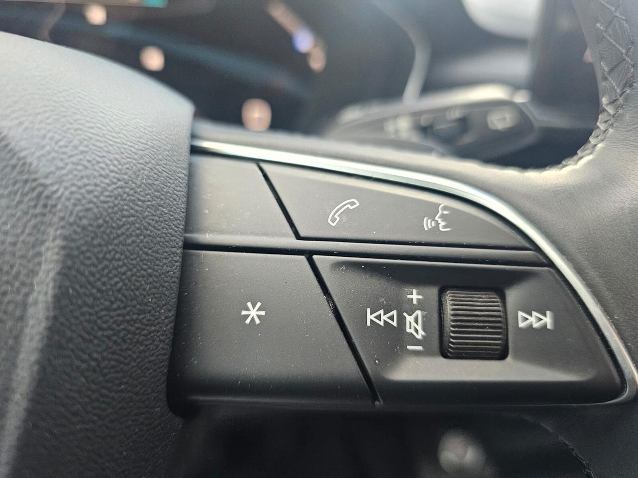 Audi A4 40 TDI quattro S tronic Business Advanced