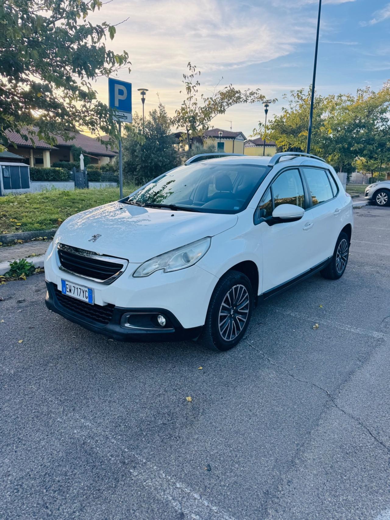 Peugeot 2008 1.6 e-HDi 92 CV Stop&Start Allure