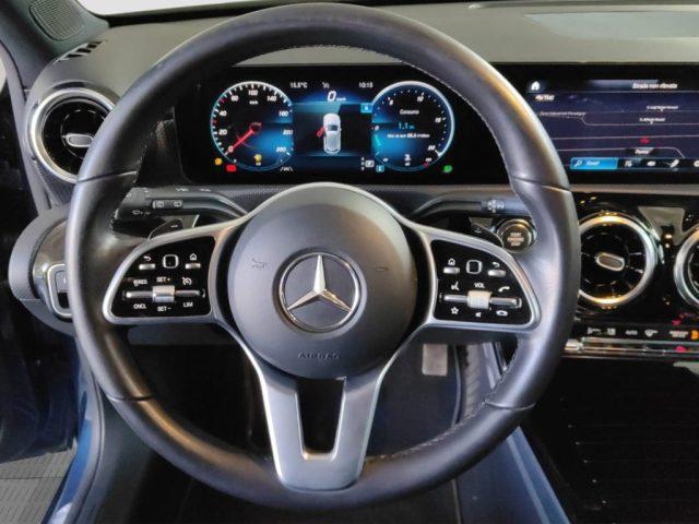 MERCEDES-BENZ A 180 A 200 d Automatic Sport