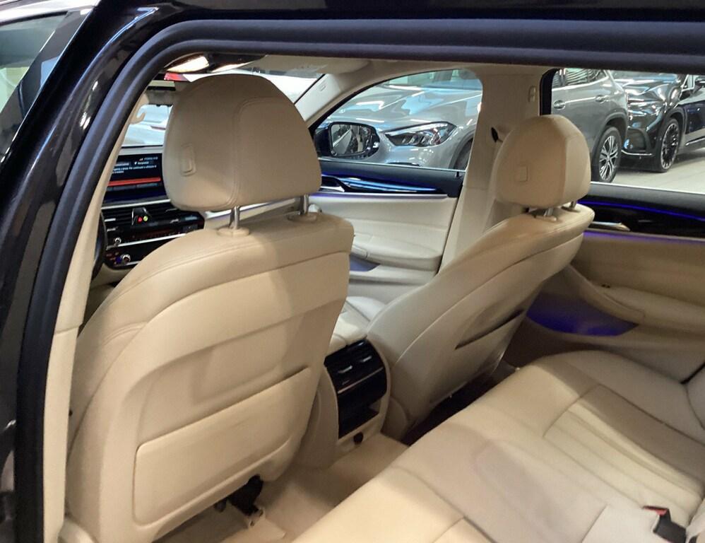 BMW Serie 5 Touring 520 d Luxury Steptronic