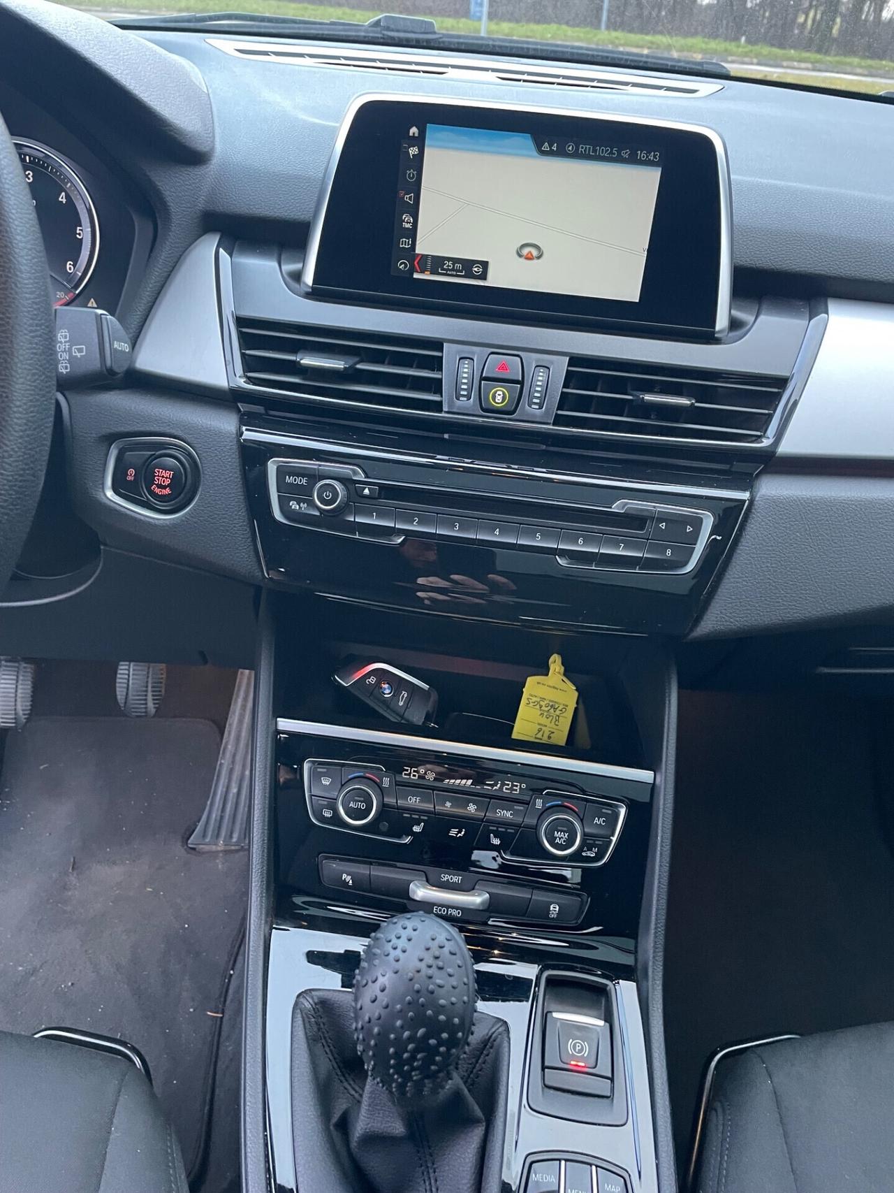 Bmw 216 218d Active Tourer*Neopatentati*Tetto*Navi*