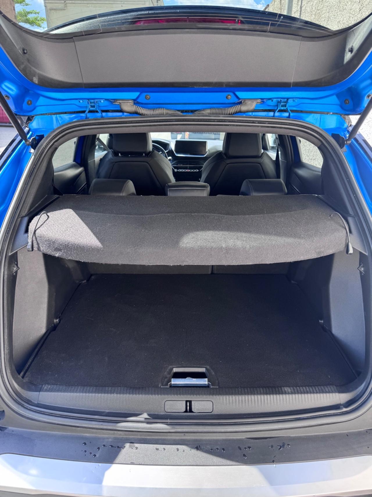 Peugeot 2008 BlueHDi 130 S&S EAT8 GT Pack