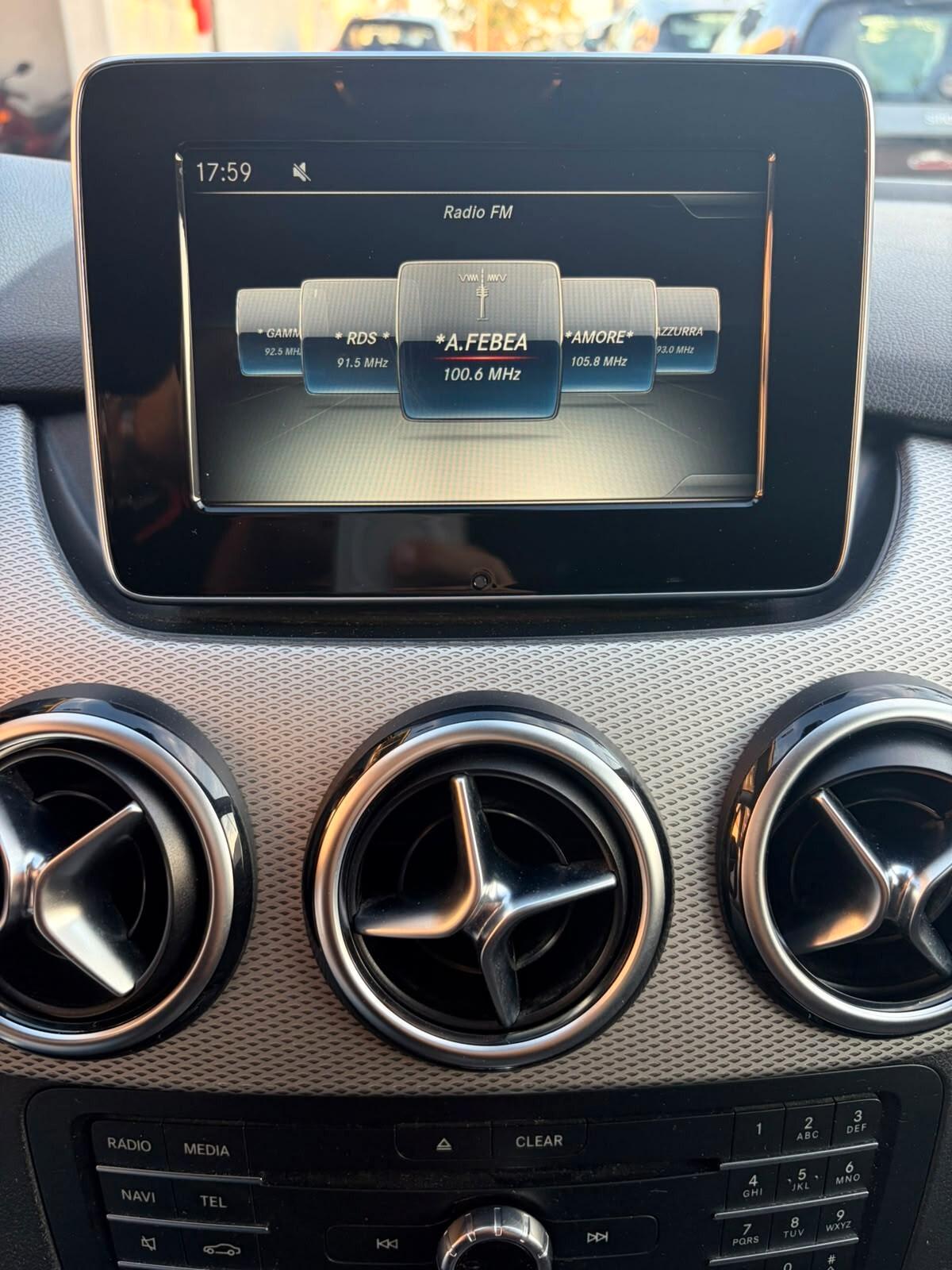 Mercedes-benz B 180 d Automatic Executive