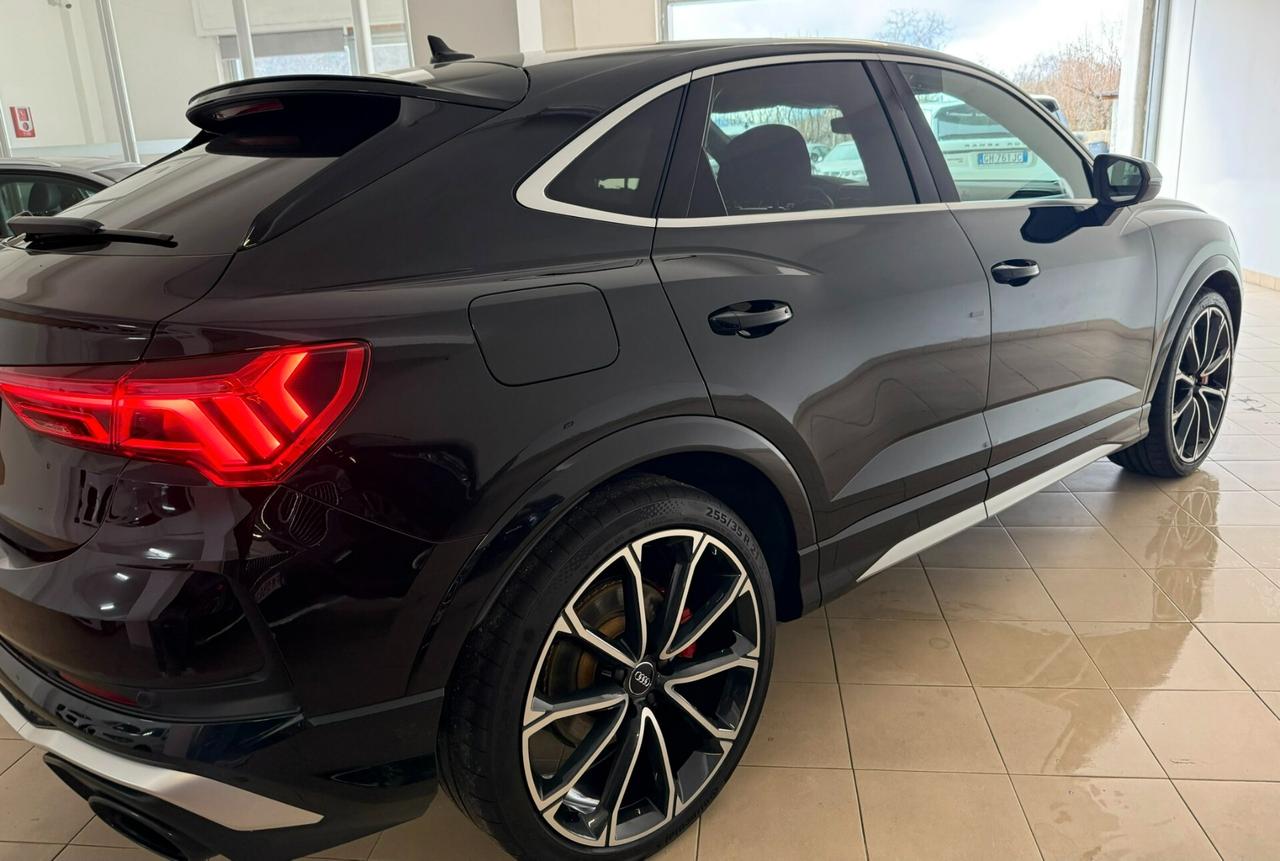 Audi Q3 RS SPB quattro S tronic