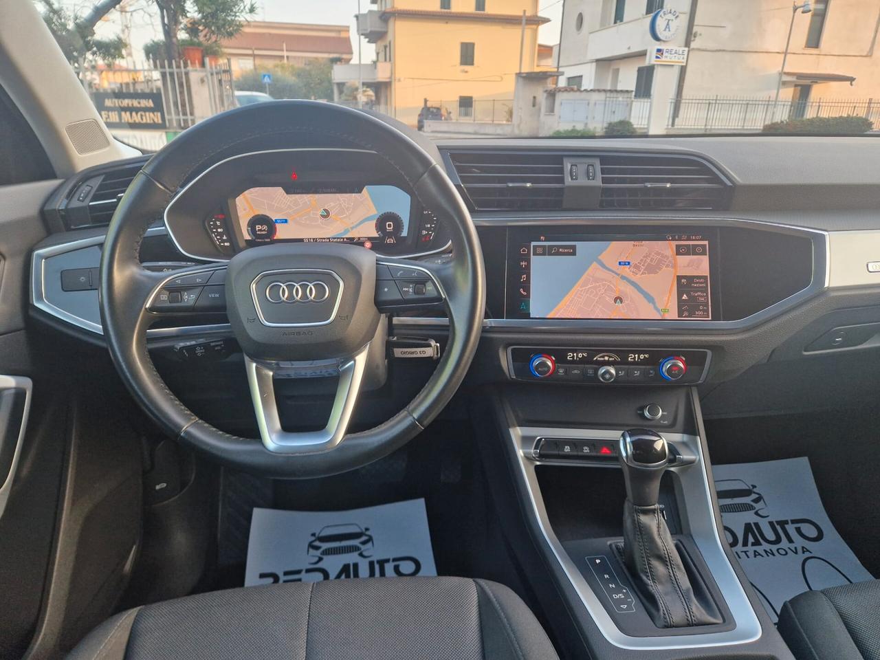 Audi Q3 35 TDI S tronic Business