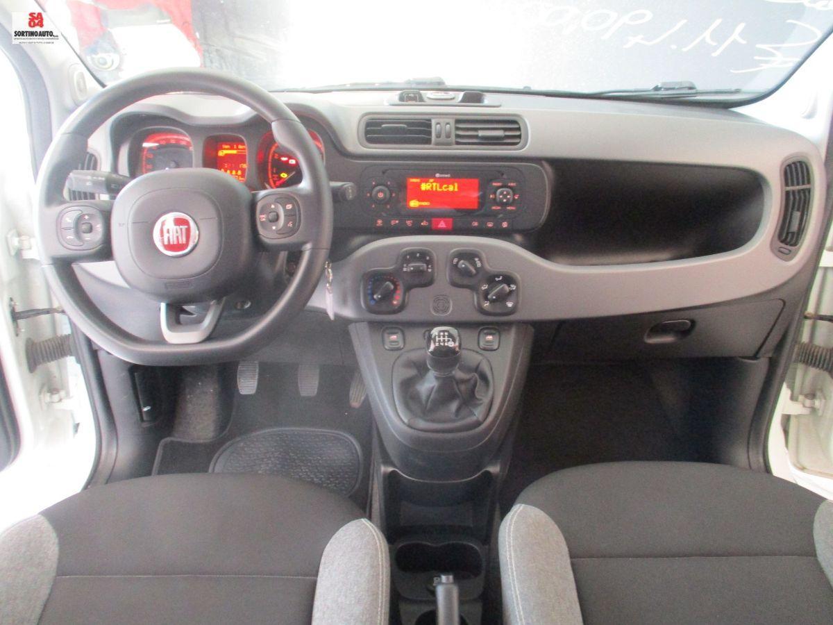 FIAT Panda 1.0 FireFly S&S Hybrid City Life-KM60000