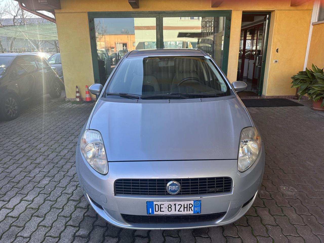 Fiat Grande Punto Grande Punto 1.3 MJT 75 CV 5 por