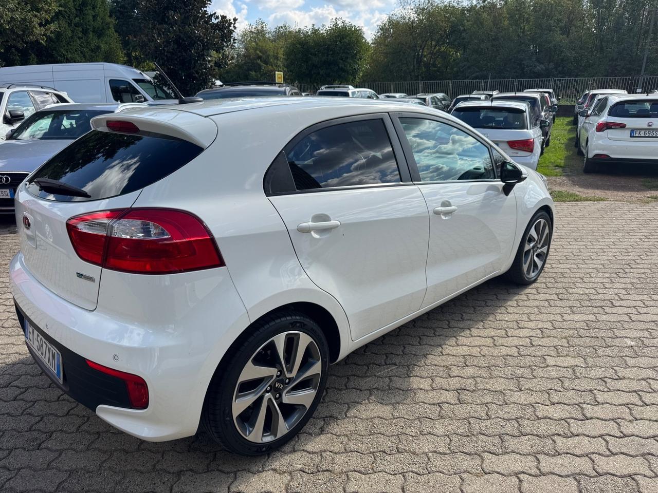 Kia Rio 1.4 CRDi 5p. Cool neopatentati euro 6