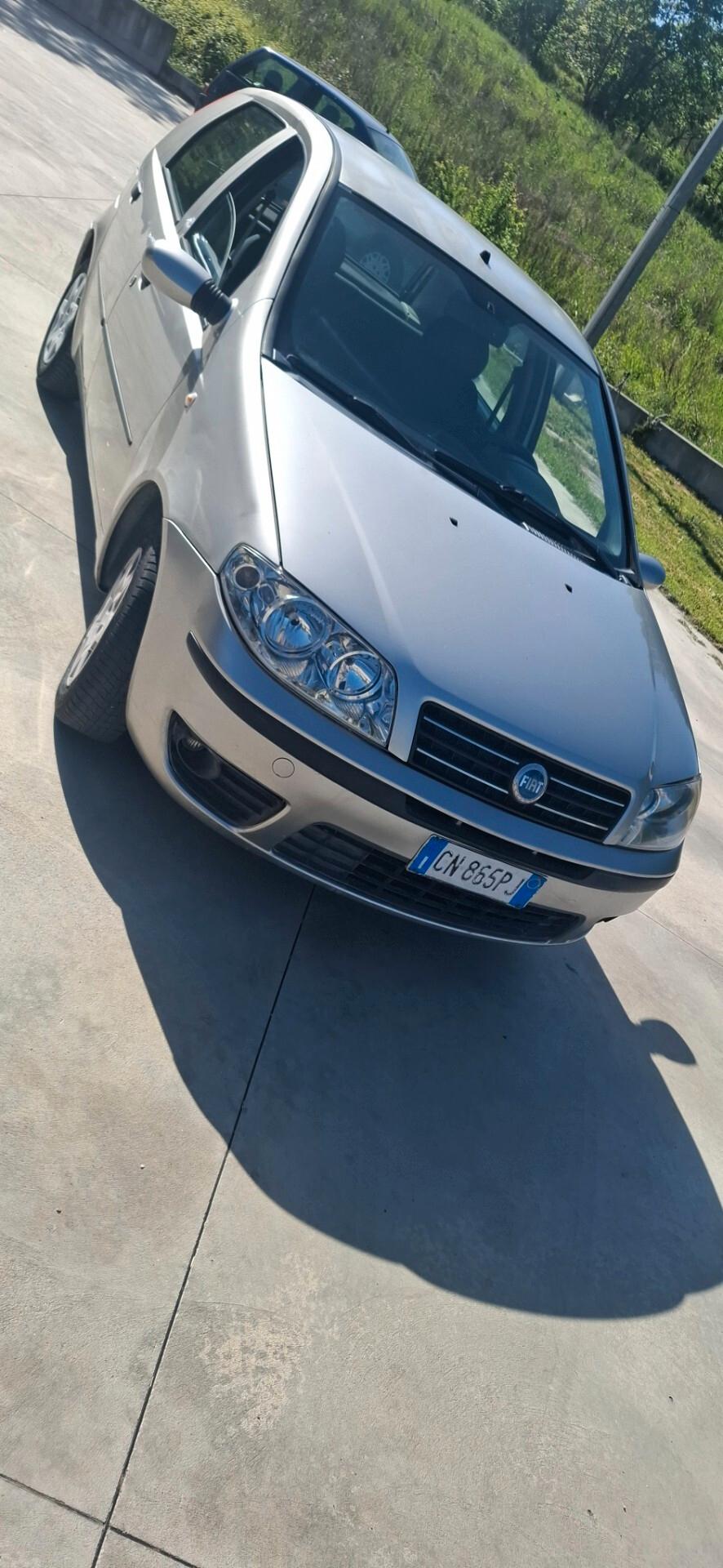 Fiat Punto 1.2 16V 5 porte Dynamic