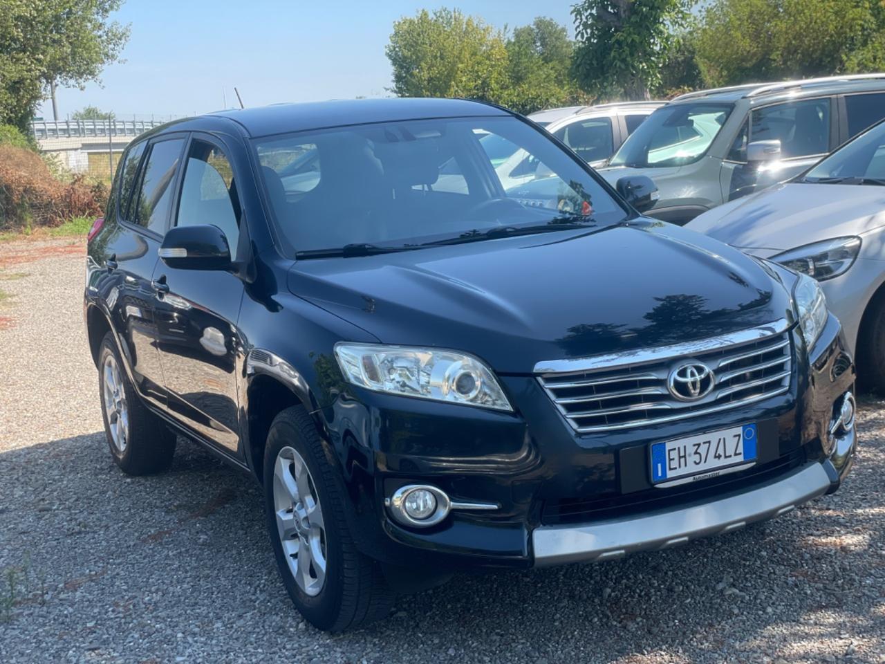 Toyota RAV 4 RAV4 Crossover 2.2 D-4D 150 CV DPF Exclusive