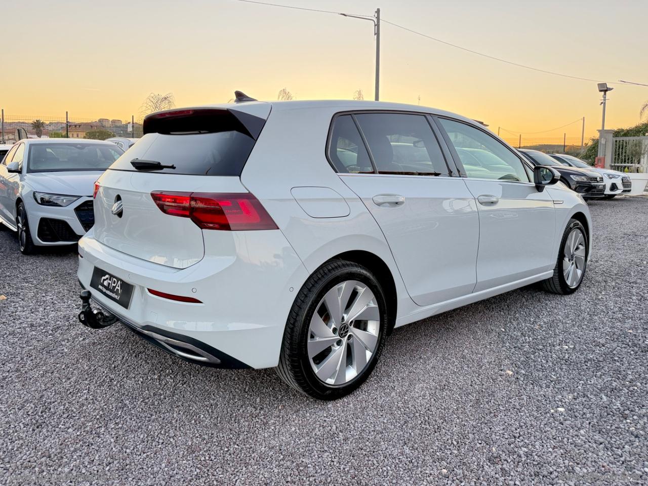 VOLKSWAGEN Golf 1.5 TSI 150CV Style NAVI IQ-LIGHT RETROCAMERA