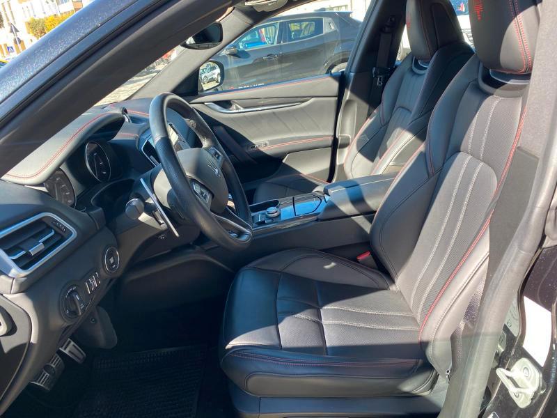 Maserati Ghibli 3.0 V6 Modena 430cv awd auto