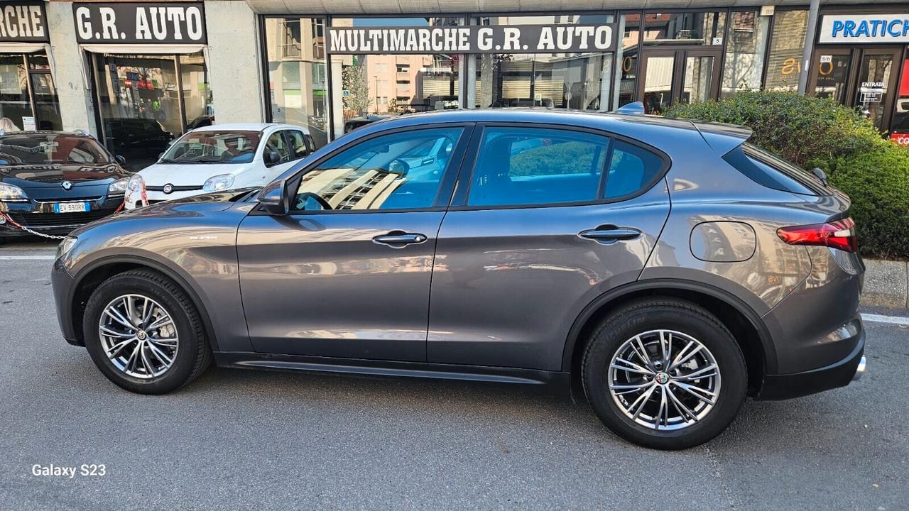Alfa Romeo Stelvio 2.2 Turbodiesel 160 CV AT8 RWD Super