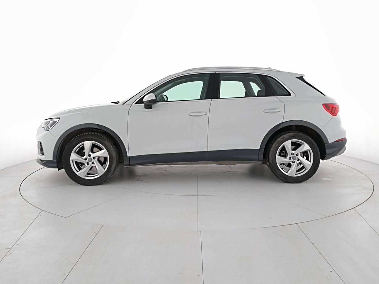 Audi Q3 35 2.0 tdi Business Advanced