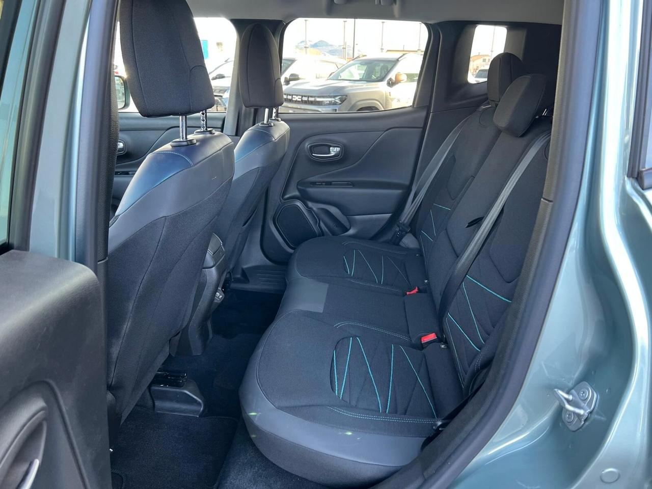 Jeep Renegade 1.5 Turbo E- Hybrid Upland dct