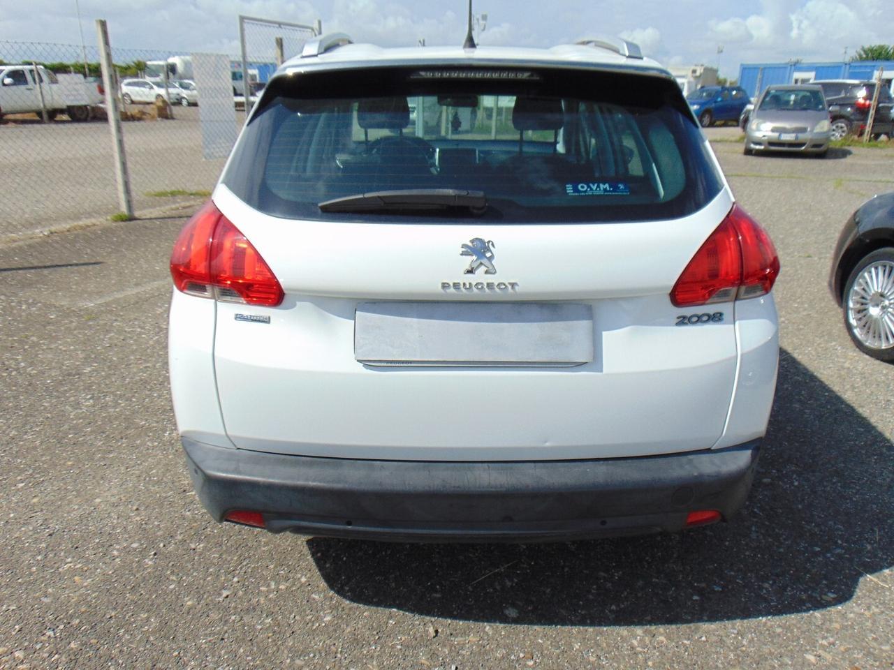 peugeot 2008 1.2 benzina