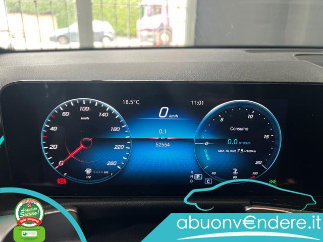 MERCEDES-BENZ GLB 200 d 4Matic AMG Line Premium Plus UNICO PROPR.