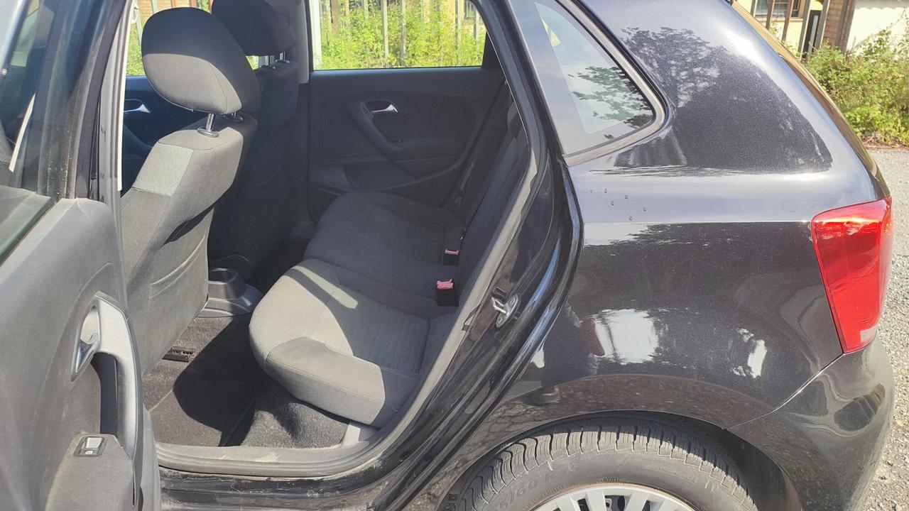 VOLKSWAGEN POLO 1.2 TDI CONFORTLINE 75CV