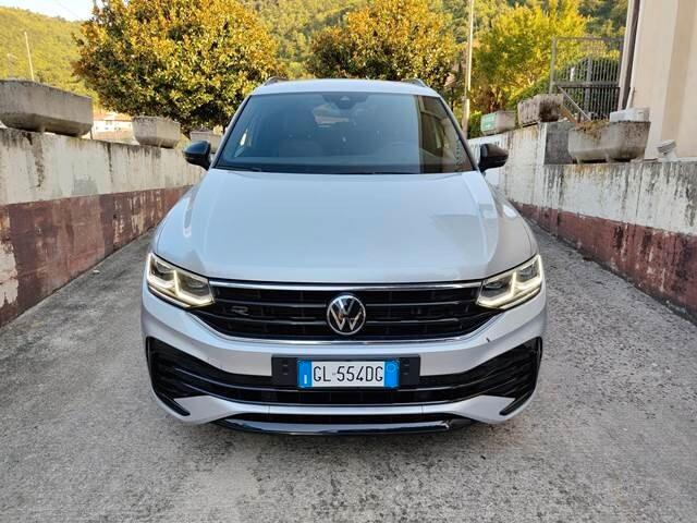 Volkswagen Tiguan 2.0 TDI 150 CV SCR DSG 4MOTION R-Line