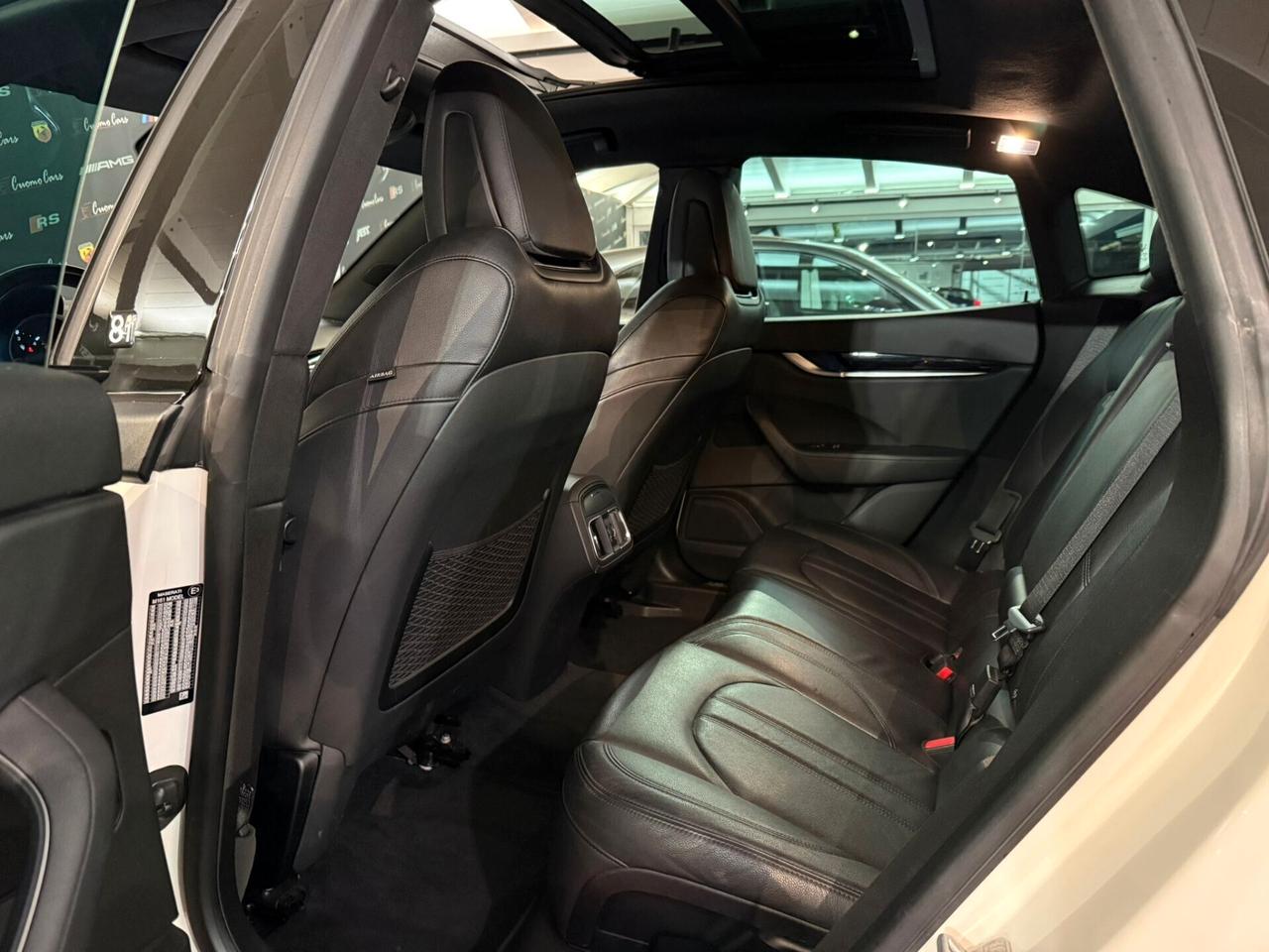 Maserati Levante V6 Diesel 275 CV Q4 Gransport