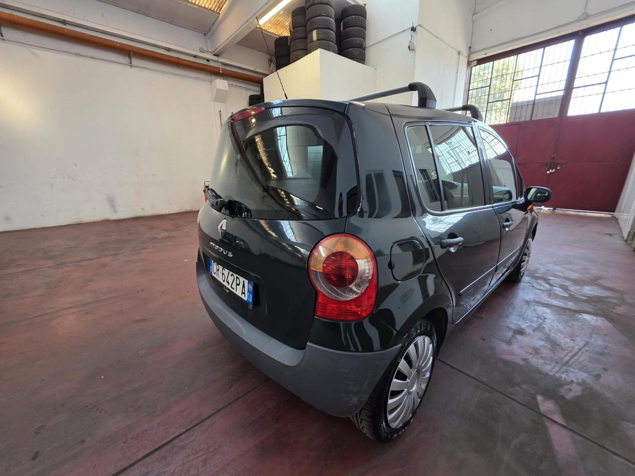 Renault Modus 1.2 16V Luxe Privilège
