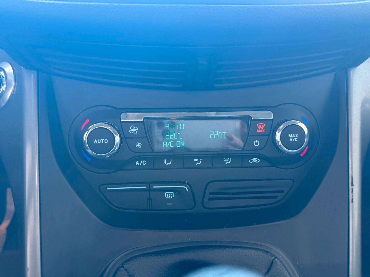 FORD KUGA 2.0 DIESEL 4x4 DEL NORD ITA 2013