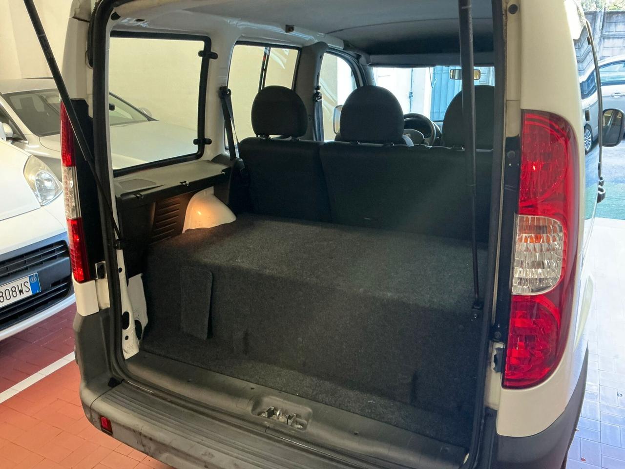 Fiat Doblò 1.6 16V Natural Power Active Metano