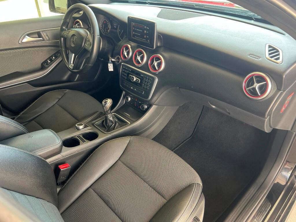 Mercedes Classe A 180d 110 CV Night Edition