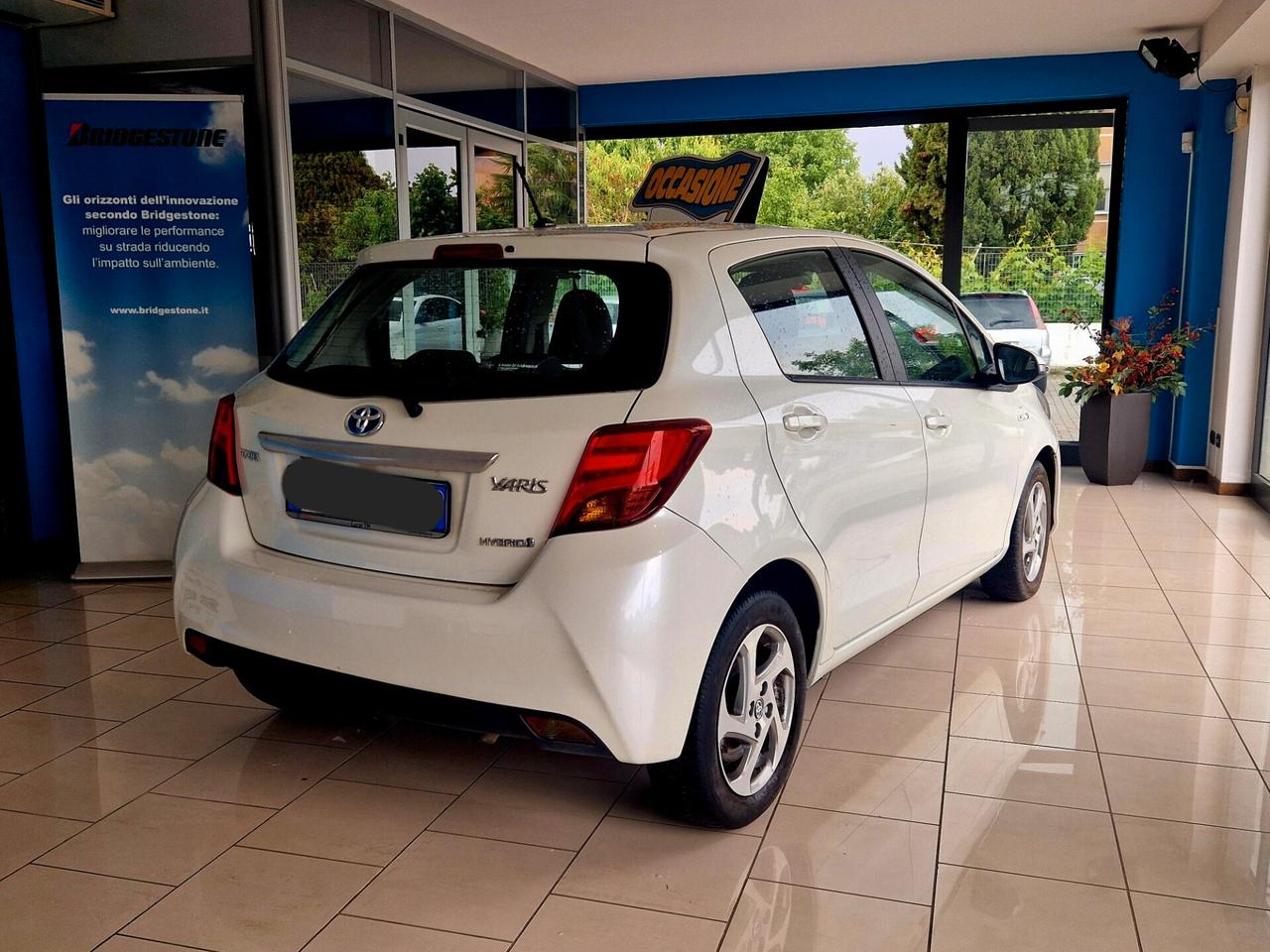 Toyota Auris Toyota yaris hybrid 2016 100000km