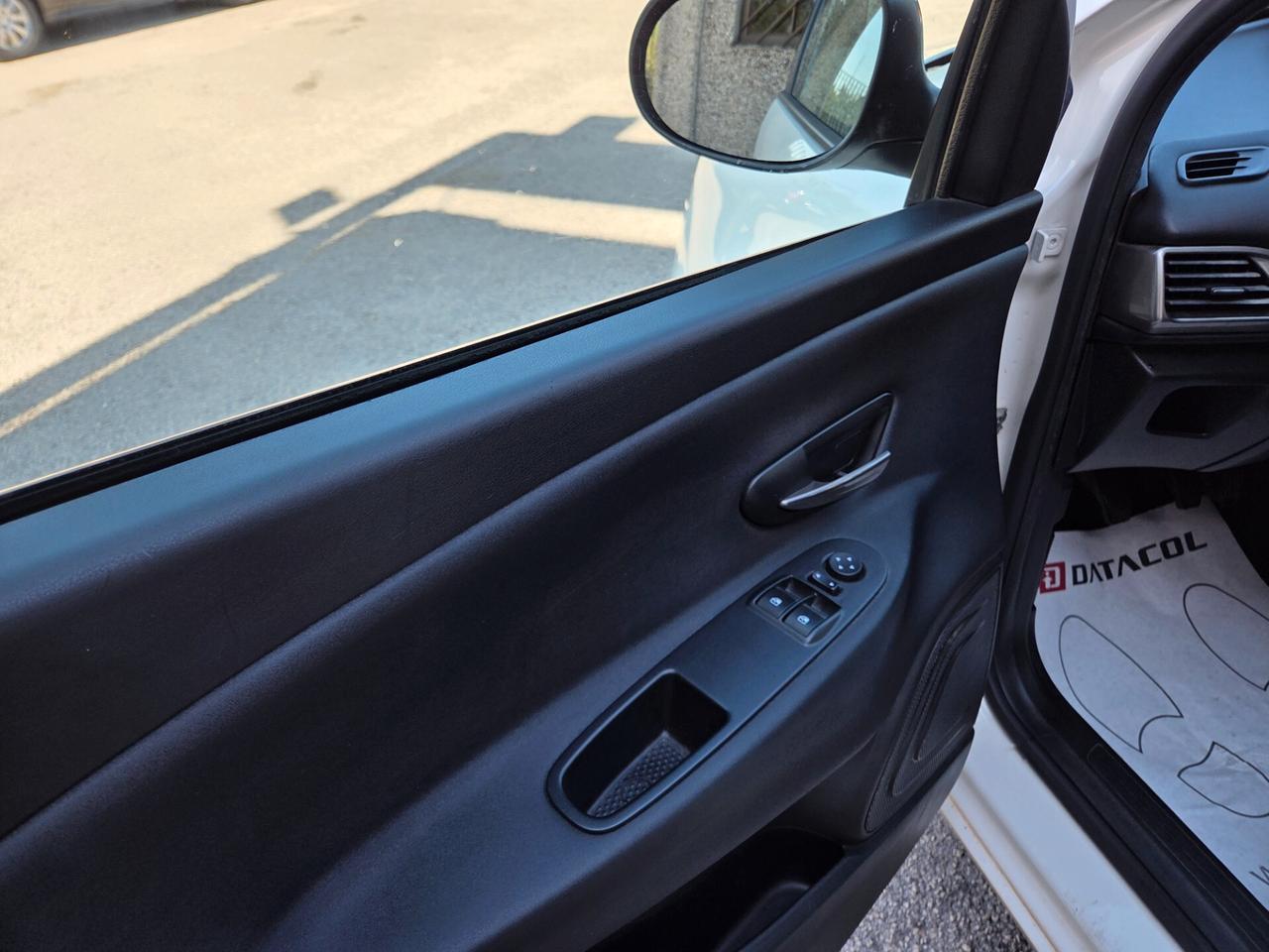 Lancia Ypsilon 1.2 69 CV 5 porte S&S Gold