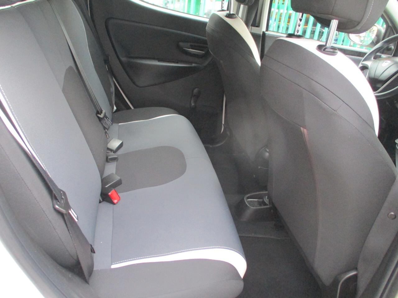 Lancia Ypsilon 1.2 ECOCHIC GPL DI SERIE ELEFANTINO