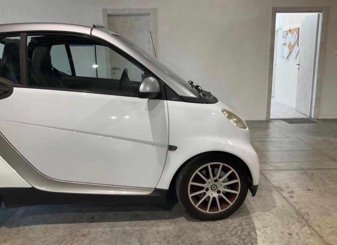 Smart ForTwo 1000 52 kW coupé passion