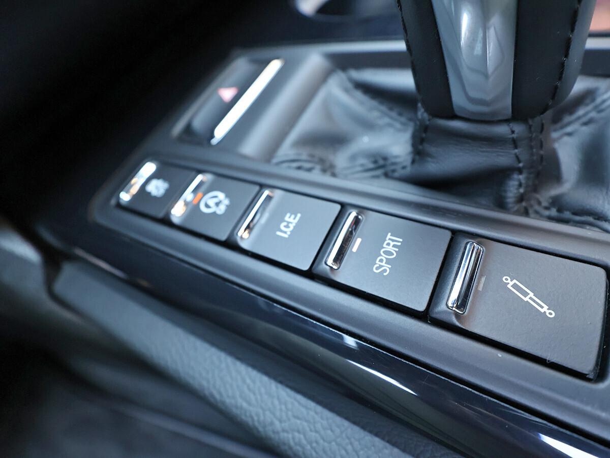 Maserati Ghibli Modena S Q4 3.0 V6 430 cv