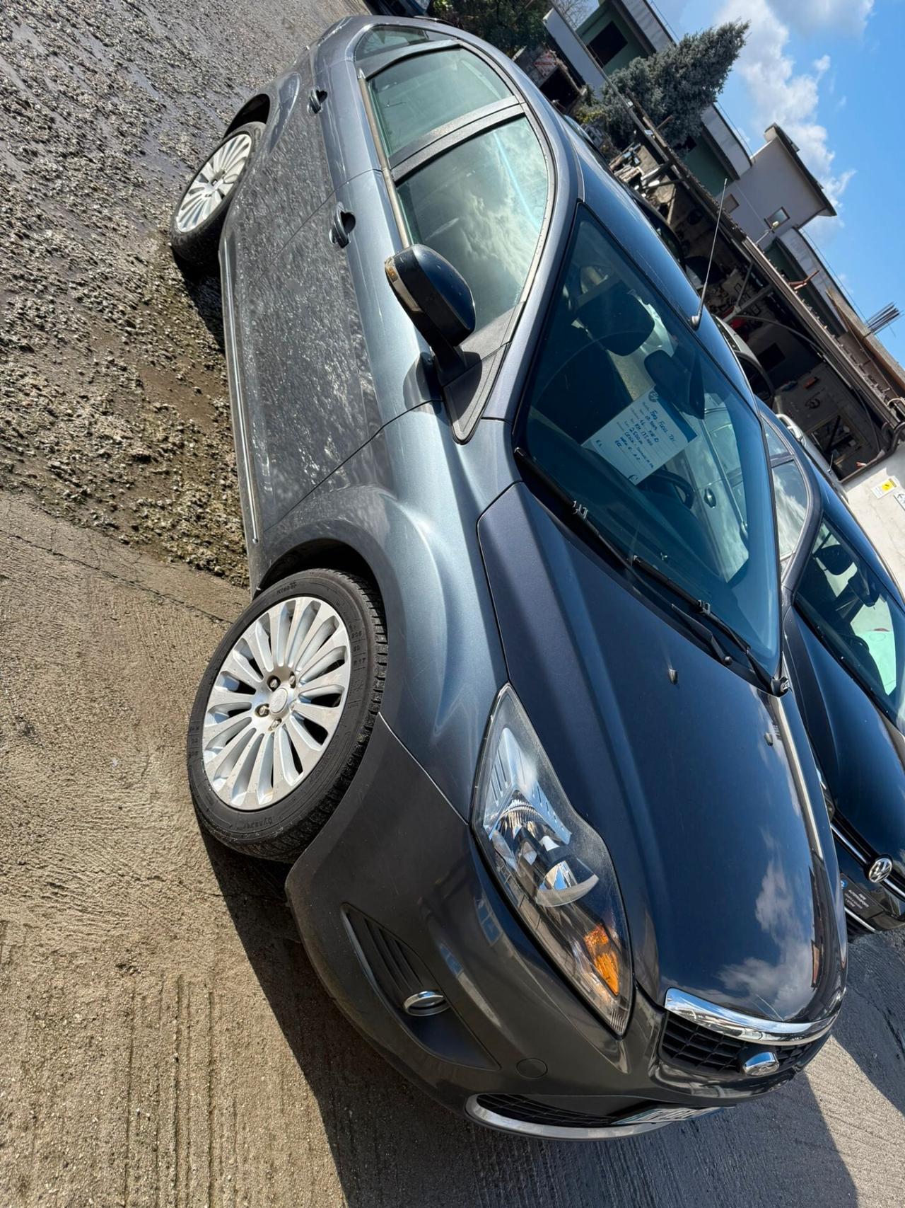 Ford Focus 1.6 TDCi (110CV) 5p. Tit. DPF