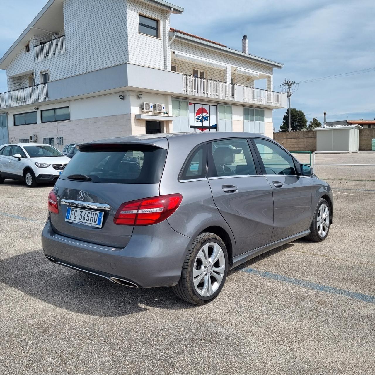 Mercedes-benz B 180 d Automatic Sport