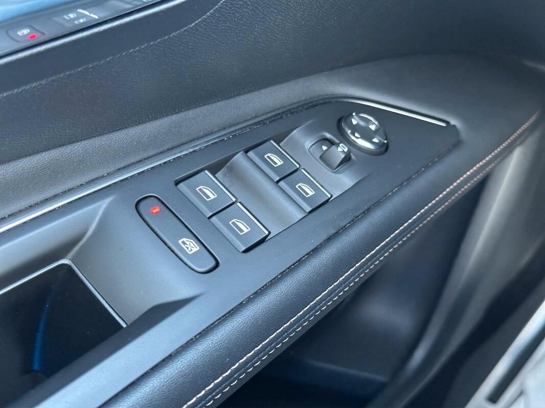 Peugeot 3008 II 1.6 hybrid4 phev GT Pack 300cv AUTOM E TELECAM