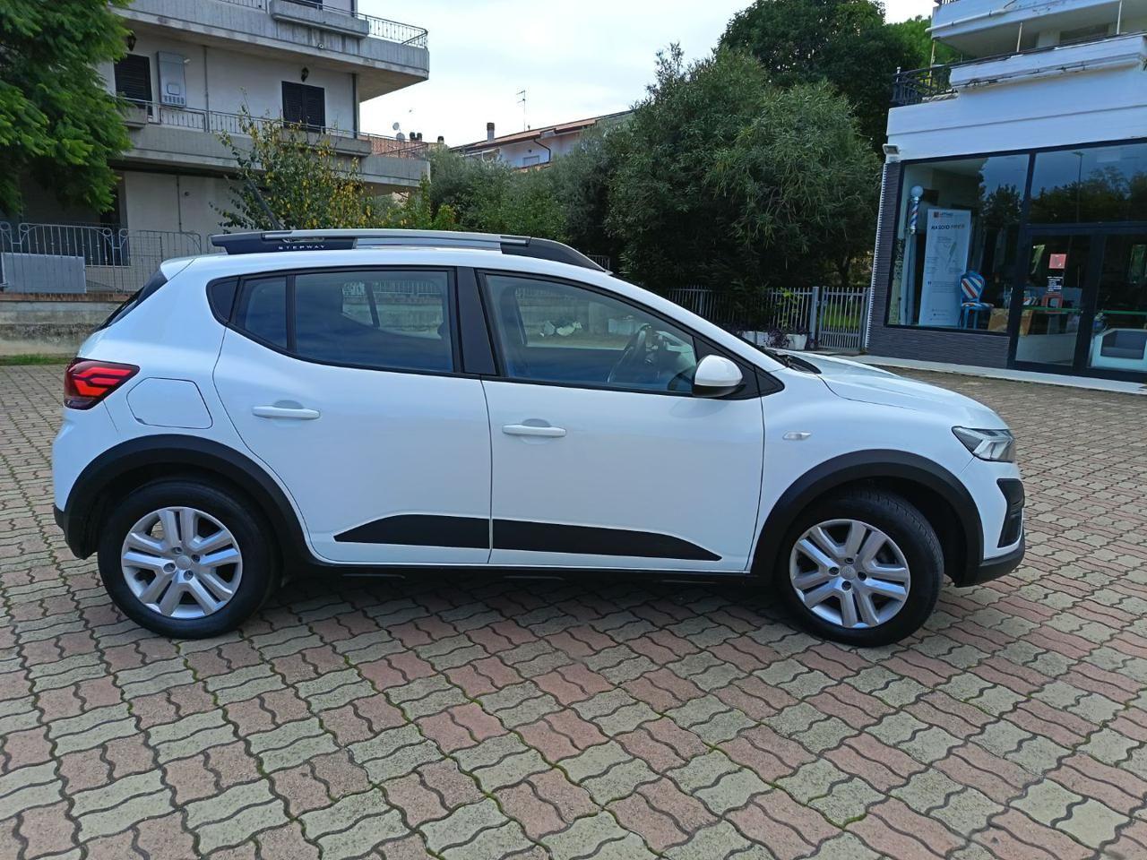 DACIA Sandero Stepway 1.0 TCe ECO-G ESSENTIAL