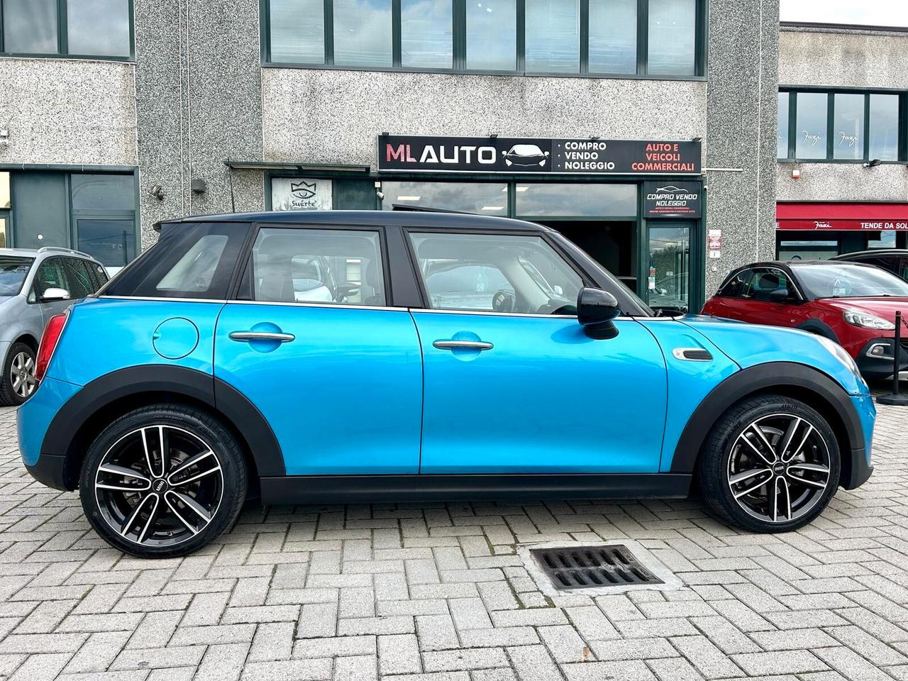 Mini Cooper D Hype 5P - ok neopatentato
